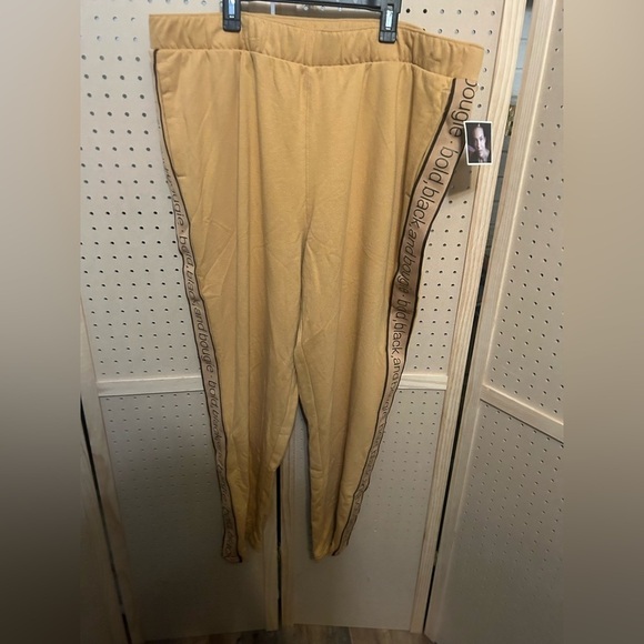 Alice Butts X Target Black History Month BOLD BLACK BOUGIE Track Pants XXL NWT - Picture 3 of 5